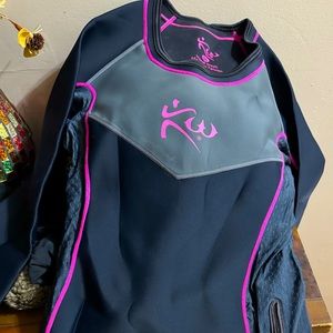 Women's Kutting Weight Shirt Heat Generating Apparel Size Medium Black / Pink